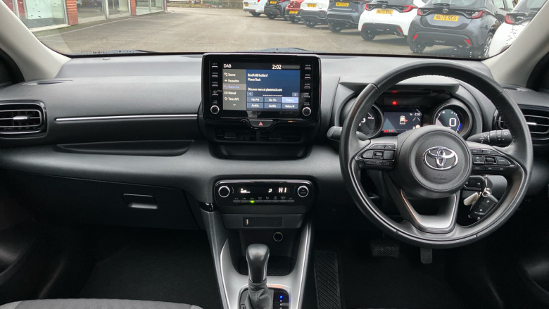 Toyota Yaris 1.5 Hybrid Design 5dr CVT Hybrid Hatchback